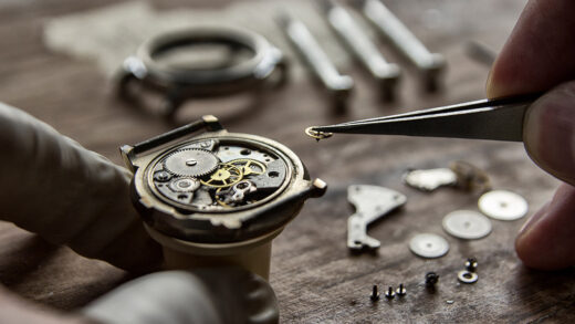 Преимущества профессионального ремонта часов