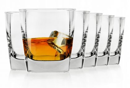 Удобство выбора стаканов для виски онлайн