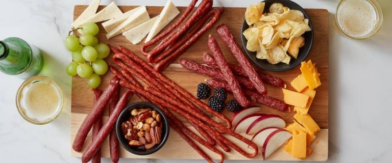 М’ясні снеки у здоровому харчуванні: експертні рекомендації від Meatvill для збалансованого раціону